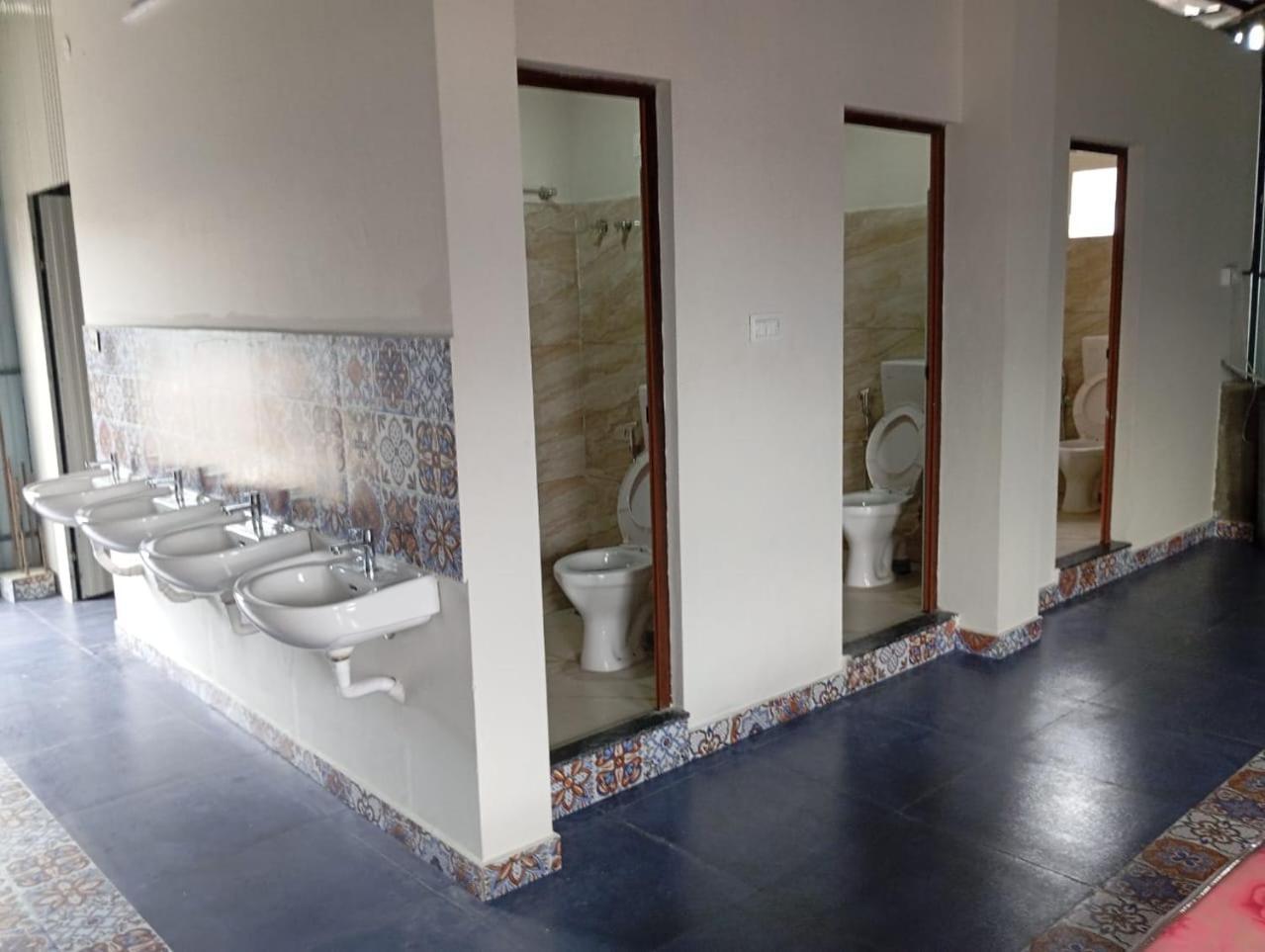 The Bunkhouse Lodge & Hostel Kochi ภายนอก รูปภาพ